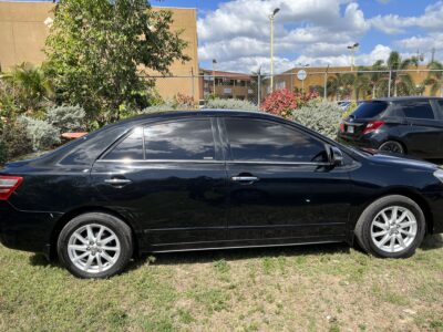 Toyota Premio 2016