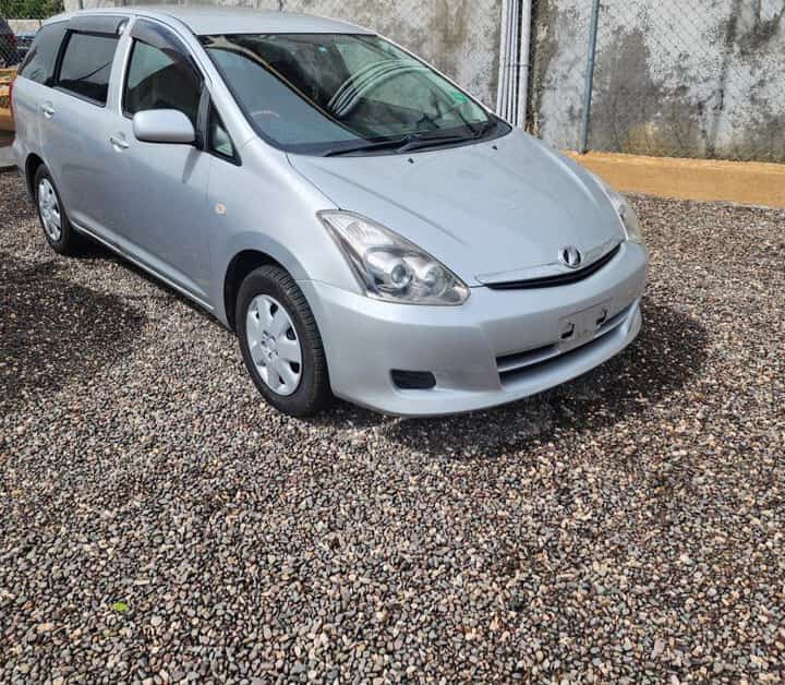 Toyota Wish for Sale In Jamaica