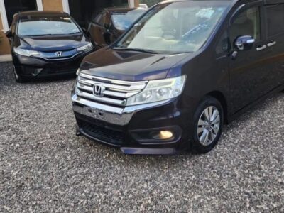 2014 Honda Step wagon Spada