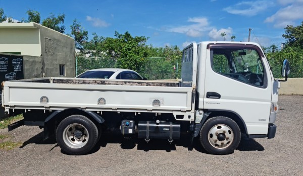 2017 Mitsubishi Canter Truck