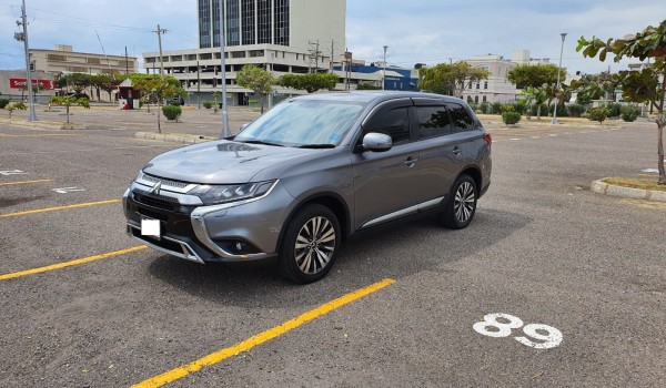 2019 Mitsubishi Outlander