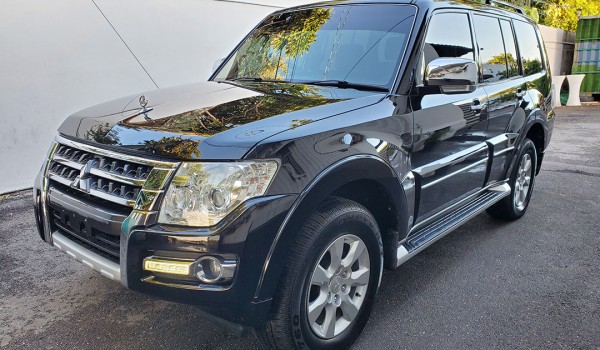 2016 Mitsubishi Pajero